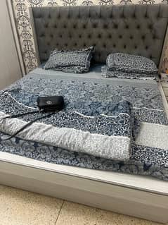 King Size Bed with 2 Side Tables