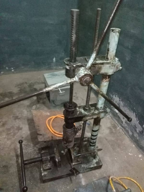 hand molding machine 6