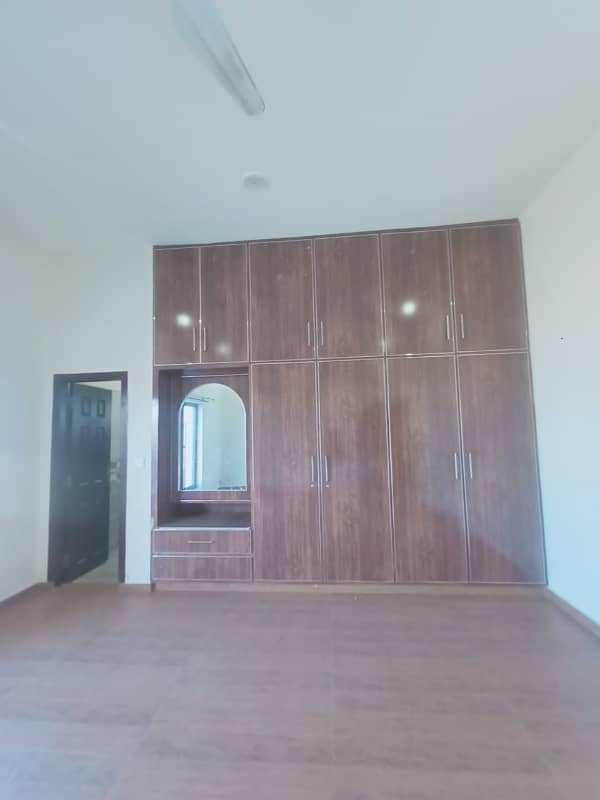 House available for rent with solar and basement in bahria enclave Islamabad 6