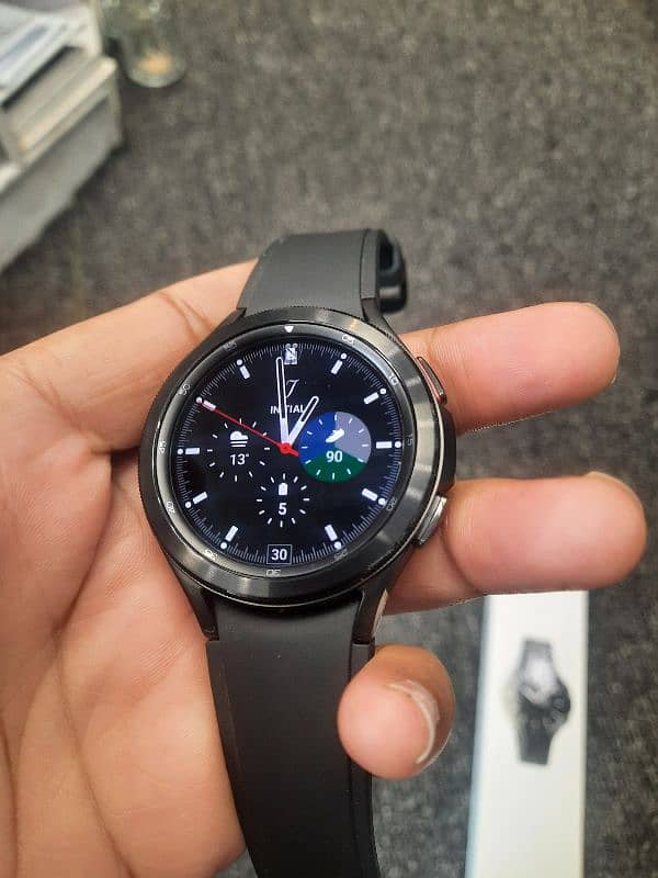 galaxy watch 4 classic 1