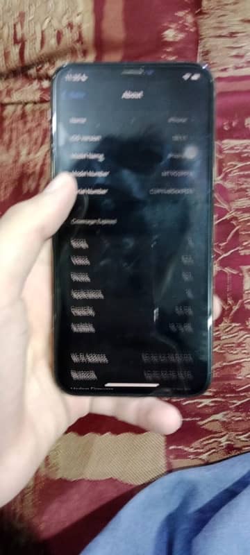 iphone xs  ne 10/10 condition 7