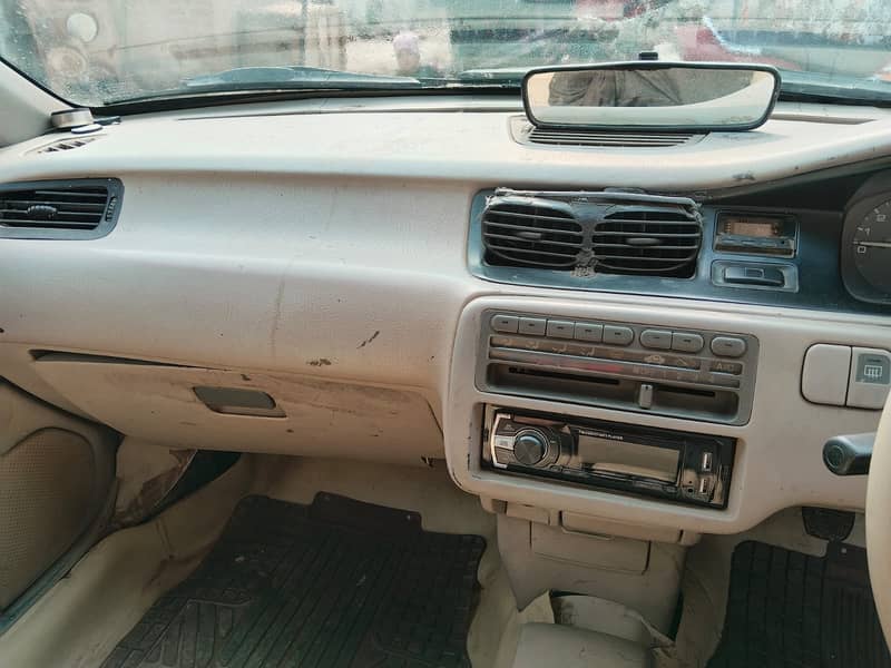 Honda Civic EXi 1992 sunroof variant 5