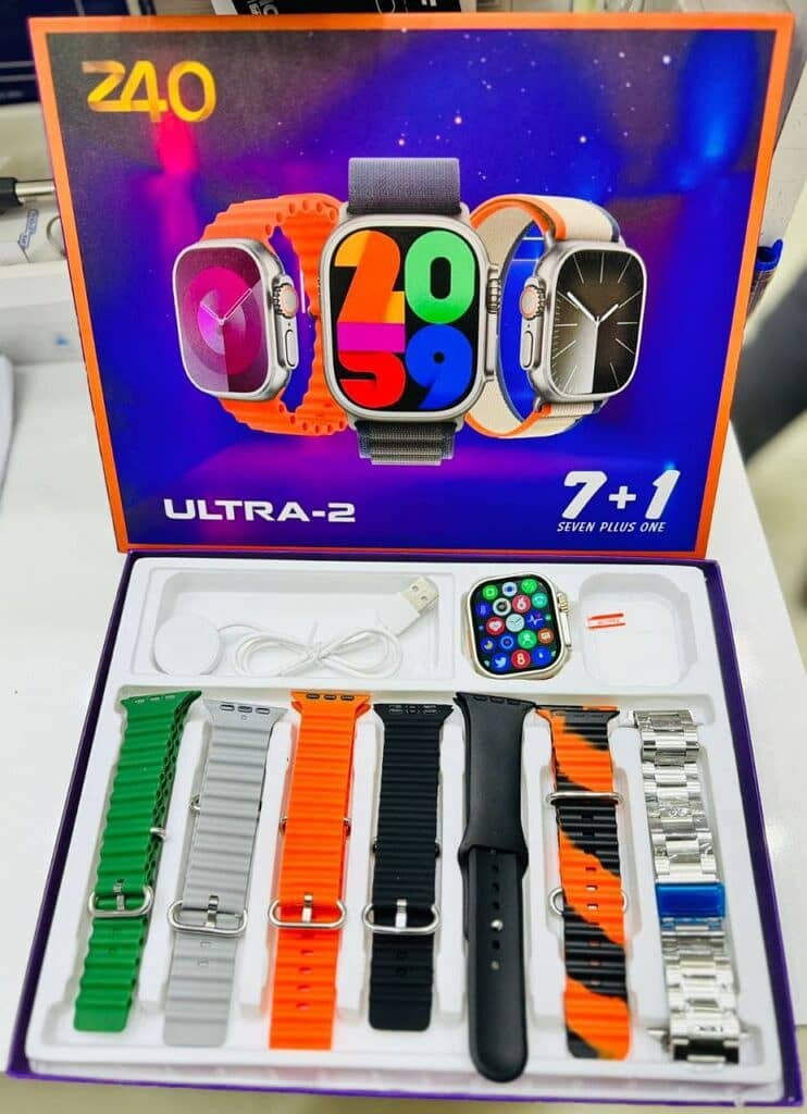 Z40 Ultra 2 7+1 Smart Watch 0