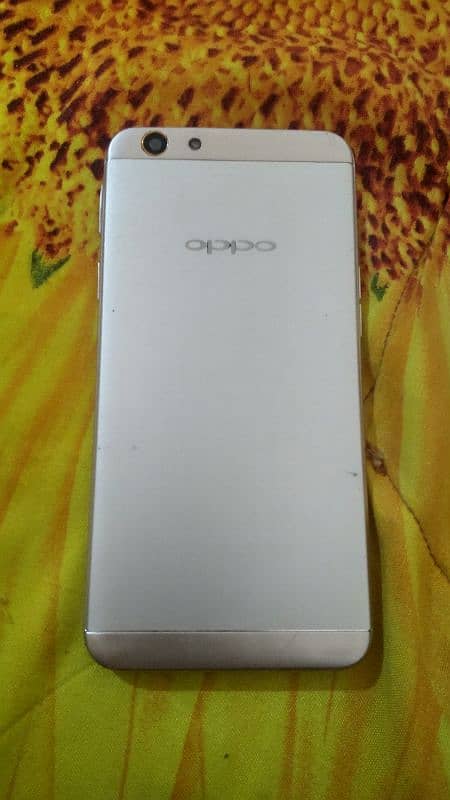 Oppo Mobile 4gb 64gb for sell 2