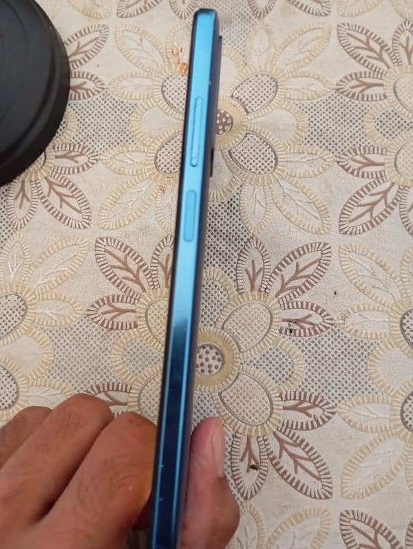 Redmi note 11 6/128(panel changed) good condition 0