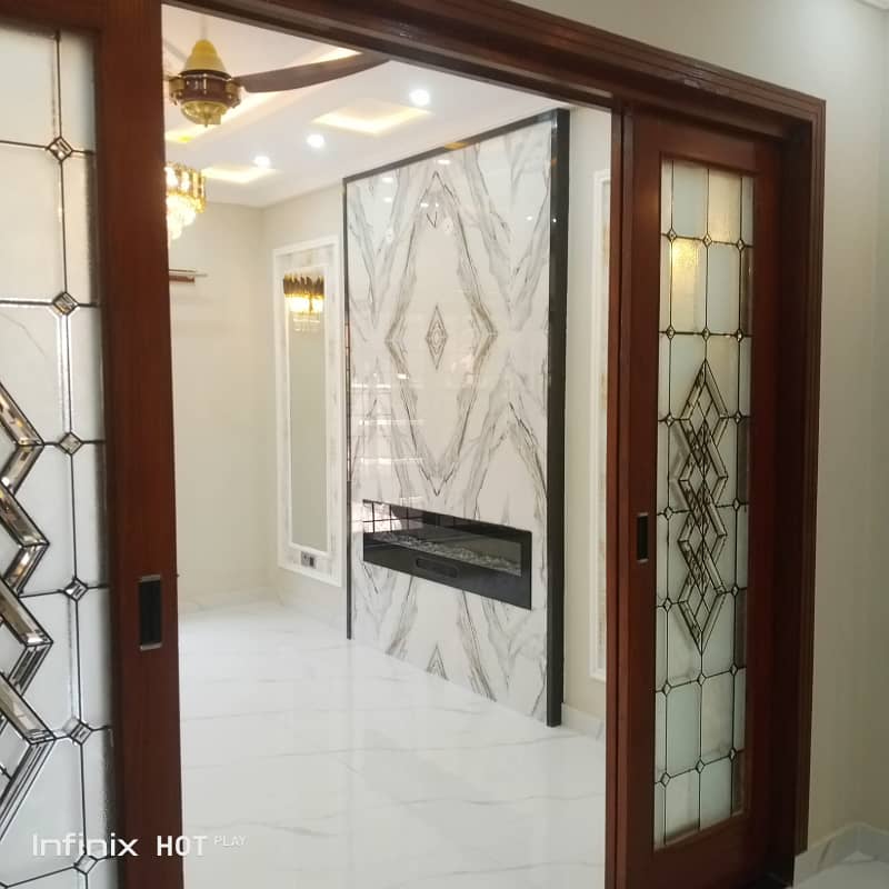 10 Marla House For Sale Bahria Town Lahore 6