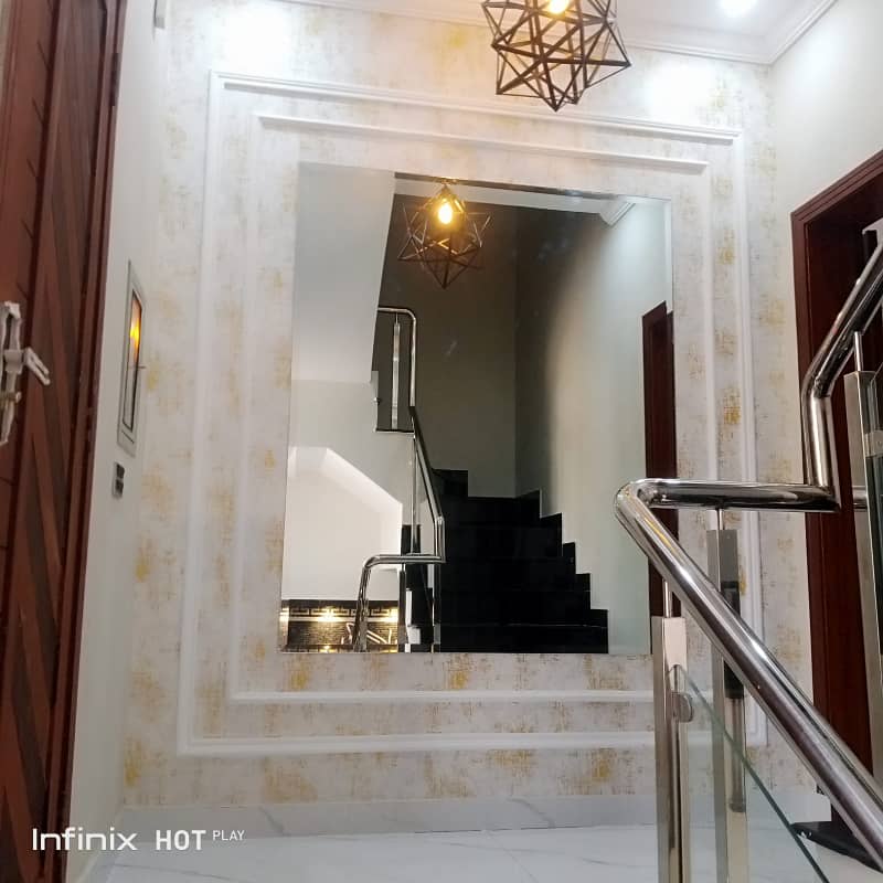 10 Marla House For Sale Bahria Town Lahore 12