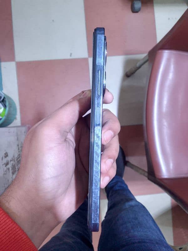 Infinix hot40i 4