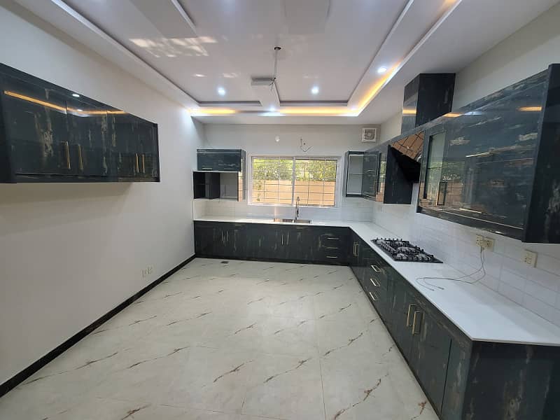 1 Kanal Brand New Lavish House For Sale 32