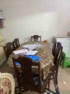 dinning table with 6 chairs