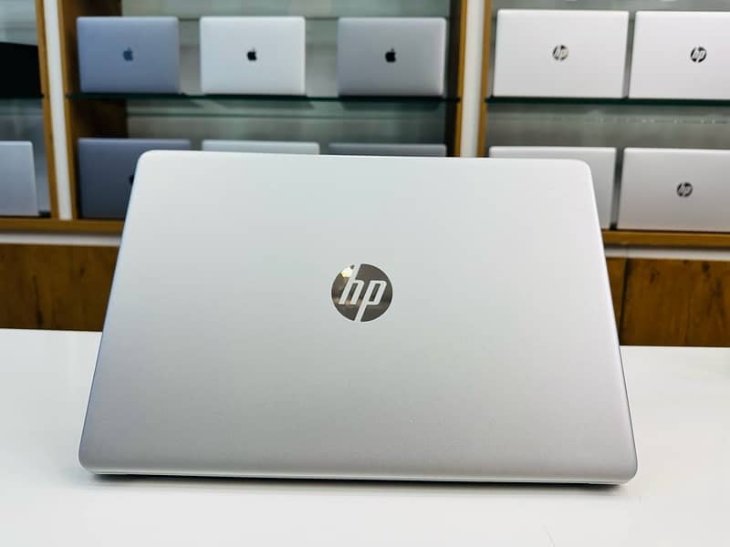 Hp Laptop 15-inch Display ( Pentium Silver ) 8 GB RAM-256 GB SSD 1