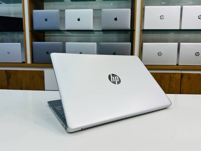 Hp Laptop 15-inch Display ( Pentium Silver ) 8 GB RAM-256 GB SSD 3