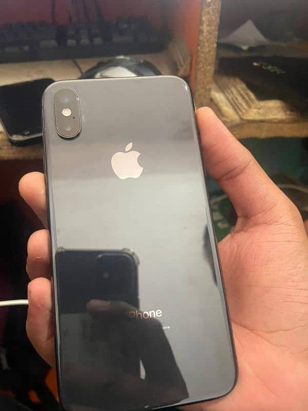 Iphone Xs Black colour 6