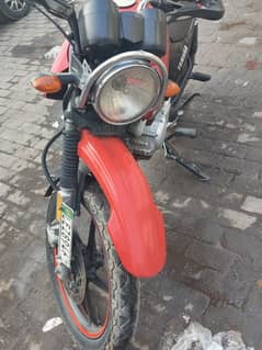 original 22000 Chali hai Ghar ki bike hai full. genuine hai