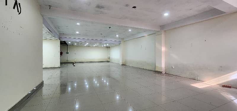 4500 Sqft Basement For Offices 11