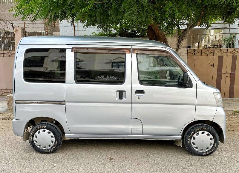 Daihatsu Hijet 2014 4