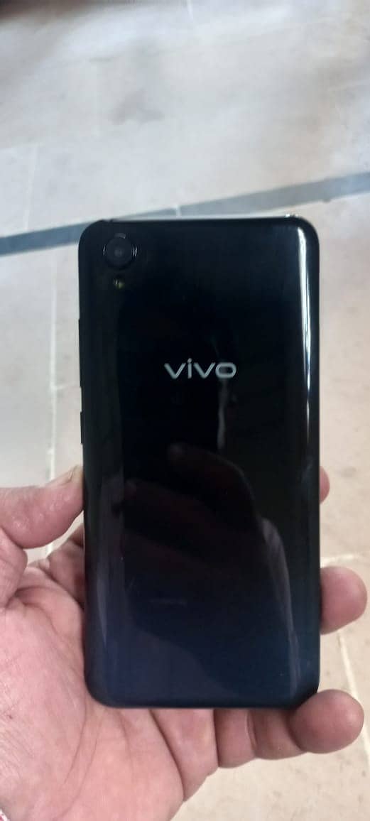 vivo y90 and huawei y6s 3/64 6