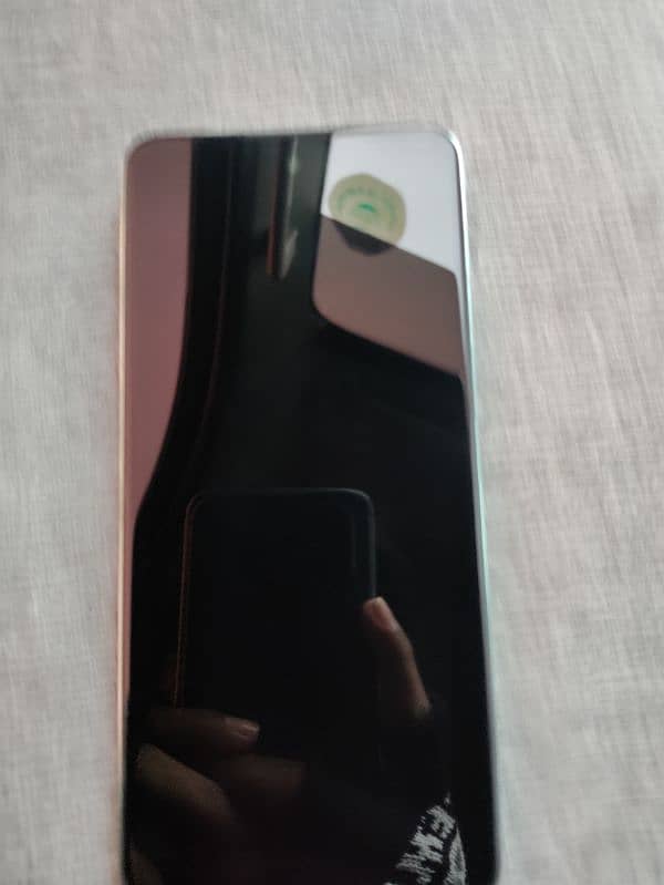 Infinix 40i with few months warranty 0