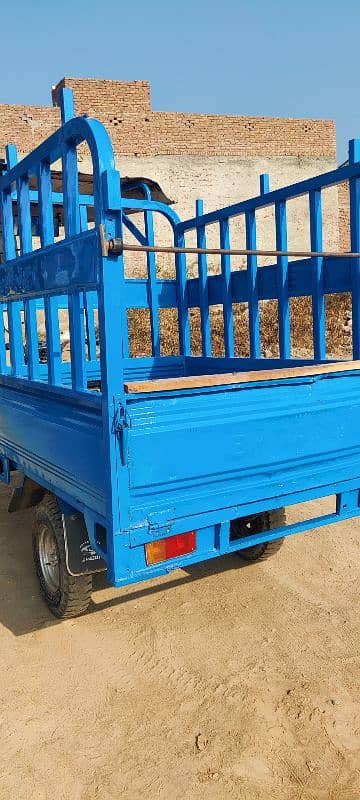 United Loader for Sale in good condition 11