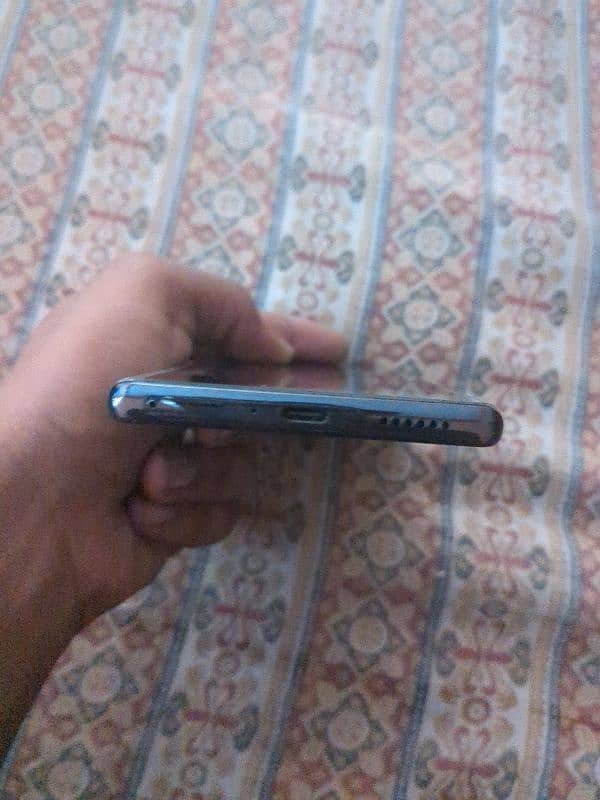 Tecno camon 30 s 3