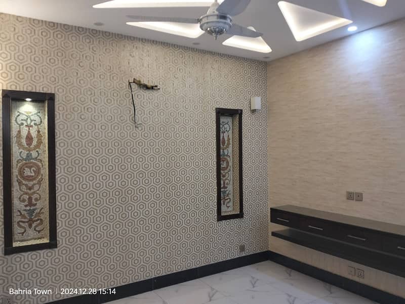 10 Marla Slightly Used House For Sale Bahria Town Lahore 12