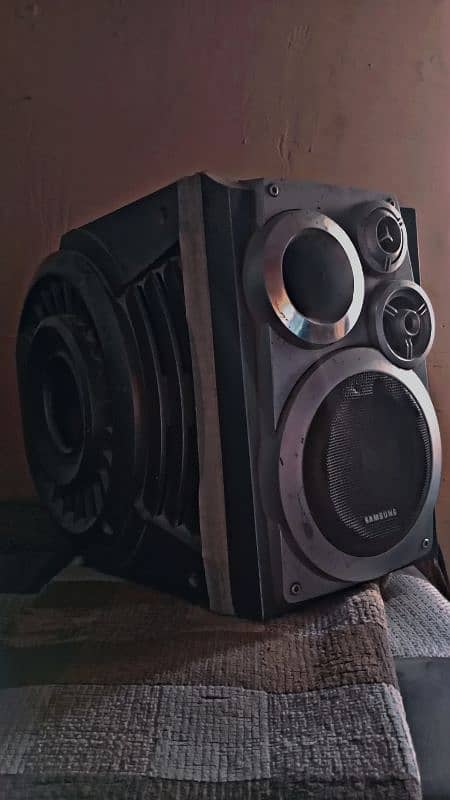 Hollywood Amplifier And 6 inch Home theater Subwoofer 2