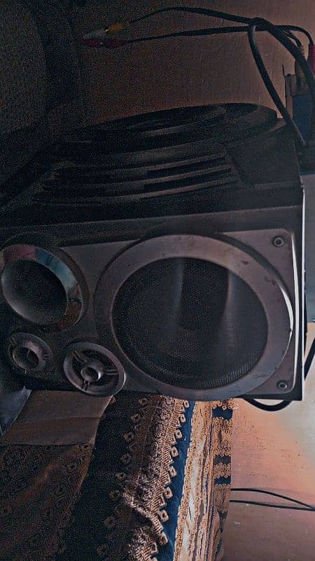 Hollywood Amplifier And 6 inch Home theater Subwoofer 4