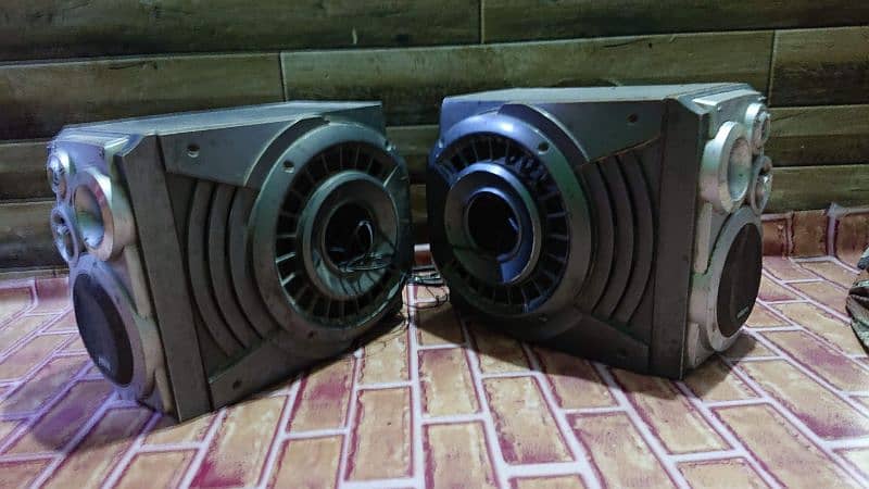 Hollywood Amplifier And 6 inch Home theater Subwoofer 5