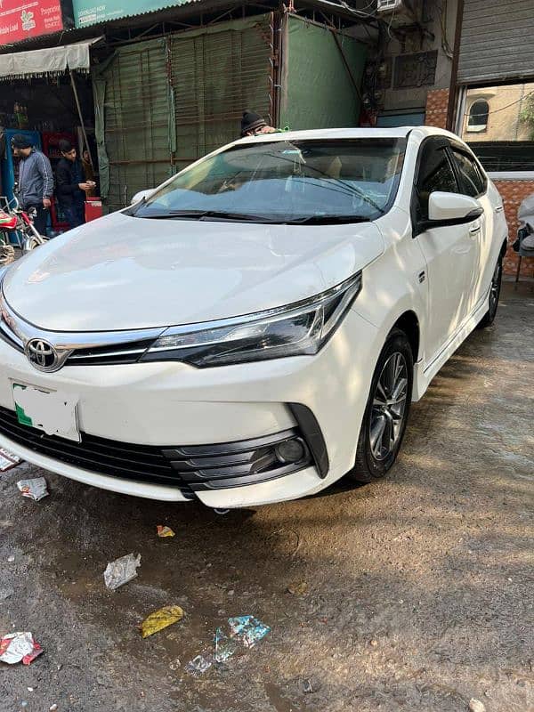 Toyota Altis Grande 2018 17