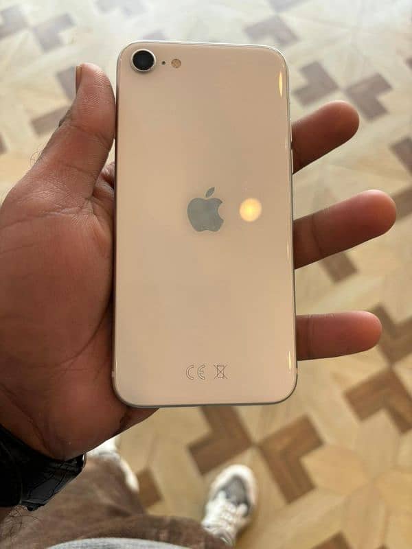 I phone 8 se 2020 2