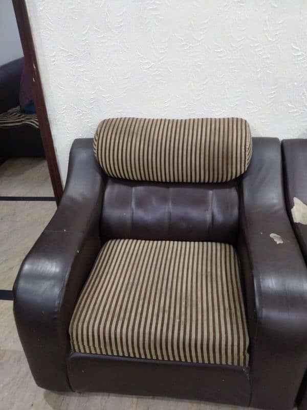 Solid Sofa Set & Chairs 1