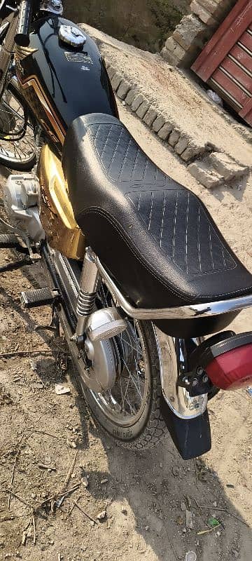 I want sale my honga Cg125 self start 2024 model 1