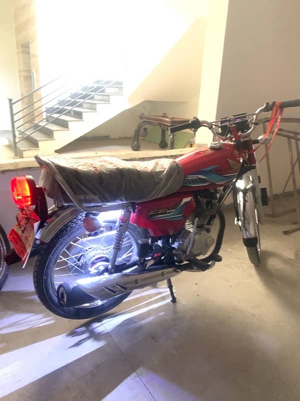 Honda CG-125 islmb numb all oky fresh bike new 0