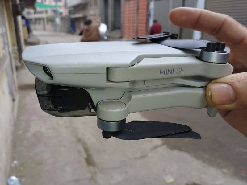 DJI mini SE 03217988621 7