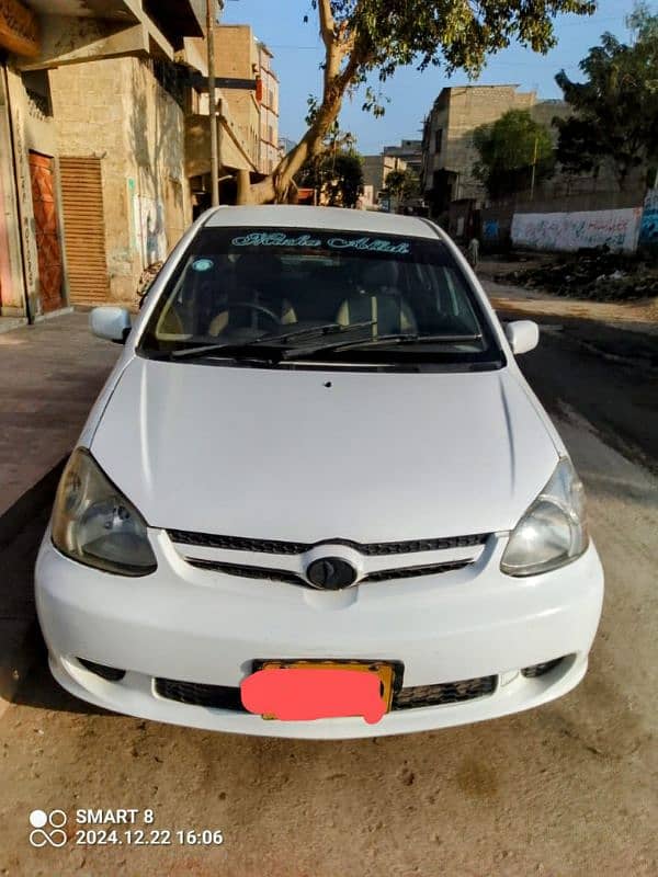 Toyota Platz 2004 5