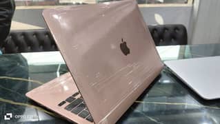 MacBook