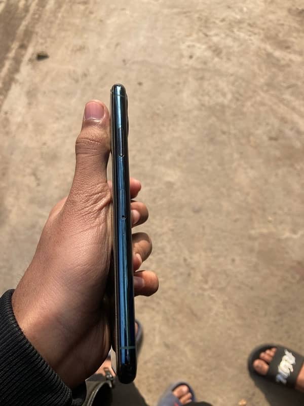 iphone 11 pro max duel pta 64Gb with box olx no chats03064853725 2