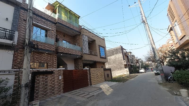 Highly-Desirable 3 Marla House Available In Bismillah Housing Scheme 4