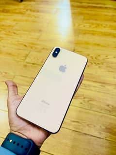 Iphone XS Max 64 GB Non PTA with Orignal Box Charger & Earphone