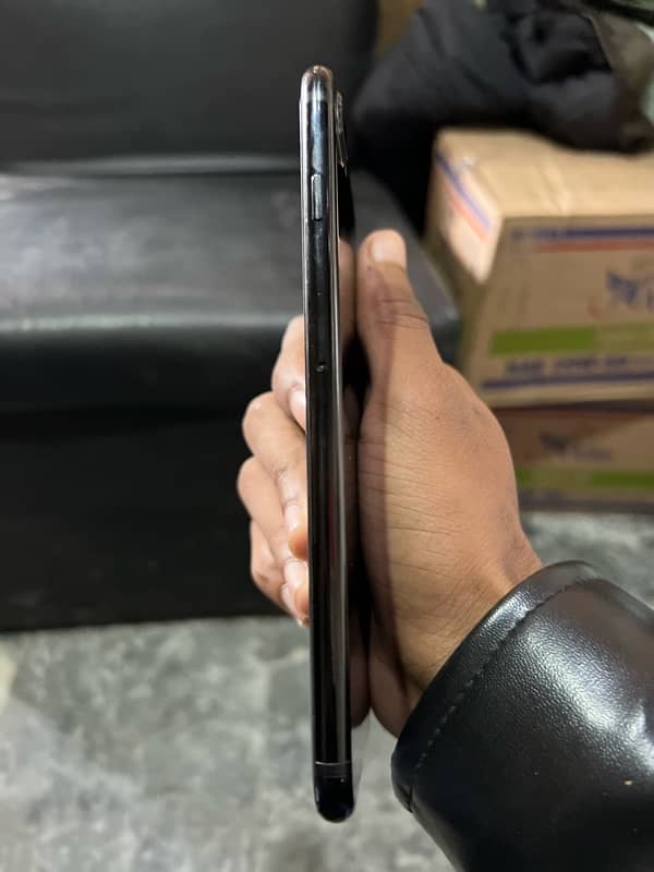 iphone 7plus 10/9 PTA approved 2