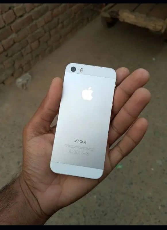 I phone 5s 32 gb Non Pta Exchange Possible 1