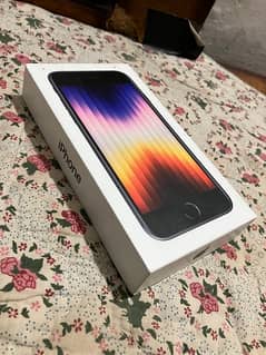 iPhone SE 2022 128gb Pta midnight.