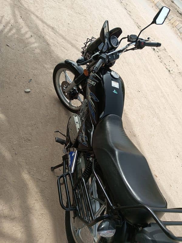 Suzuki gs 150 model 2018 urgent sale genuine condition 6