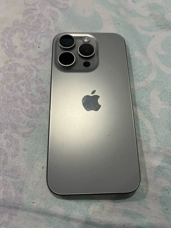 IPHONE 15 PRO 0