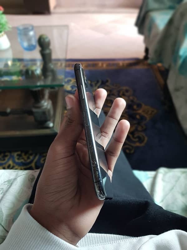 iphone x (256)(gb) pta approved 4