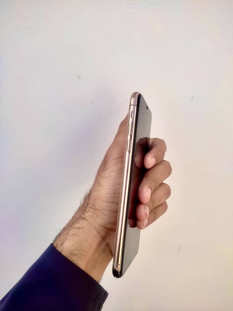 Iphone xsmax pta aproved 5