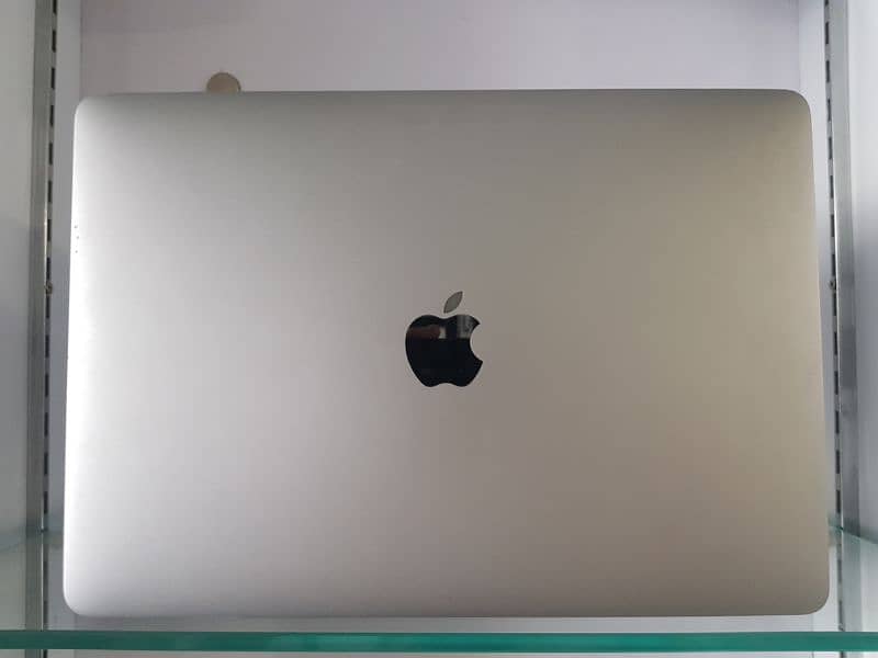 MACBOOK PRO 2018 0