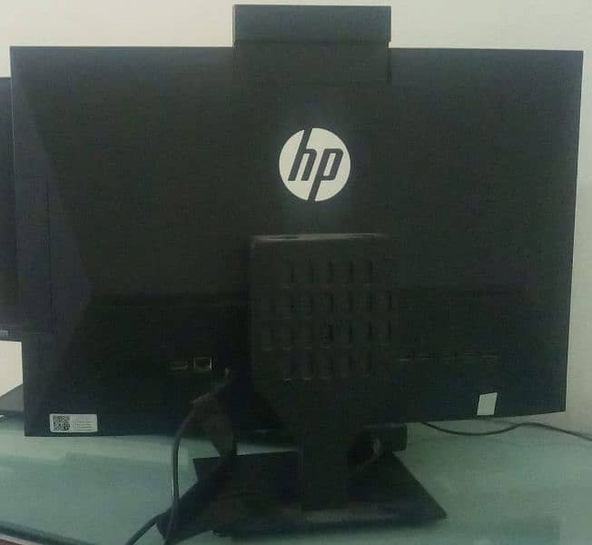 HP ALL IN ONE PC. Core i7 10th Gen. 0