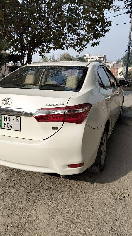 Toyota Corolla GLI 1.3 2016 | CAR Number 804 3