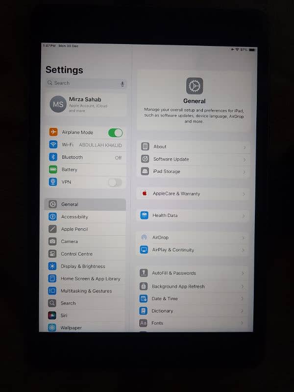 Ipad mini 5 64GB with box and charger 8